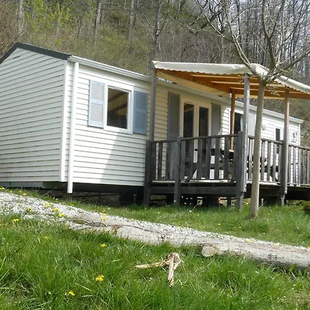 Camping Le Rey Louvie Juzon